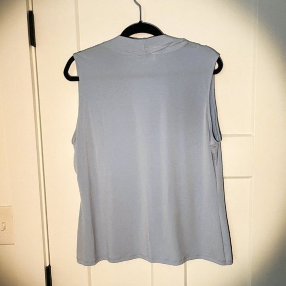 Calvin Klein Light Blue XL Tank Top in Great Condition - Picture 2 of 3